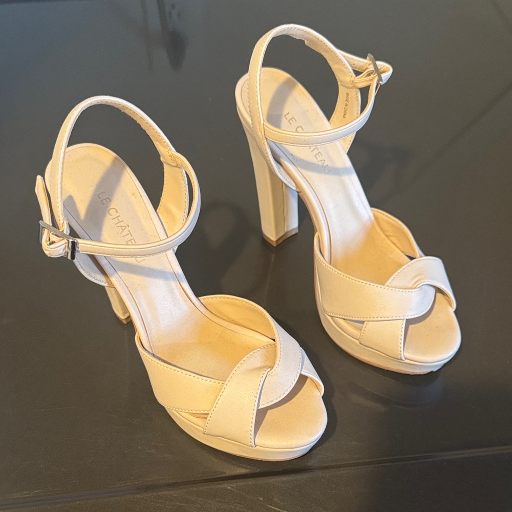 Le Chateau Heels